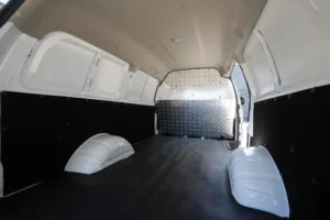 BMG Цельнометаллический фургон